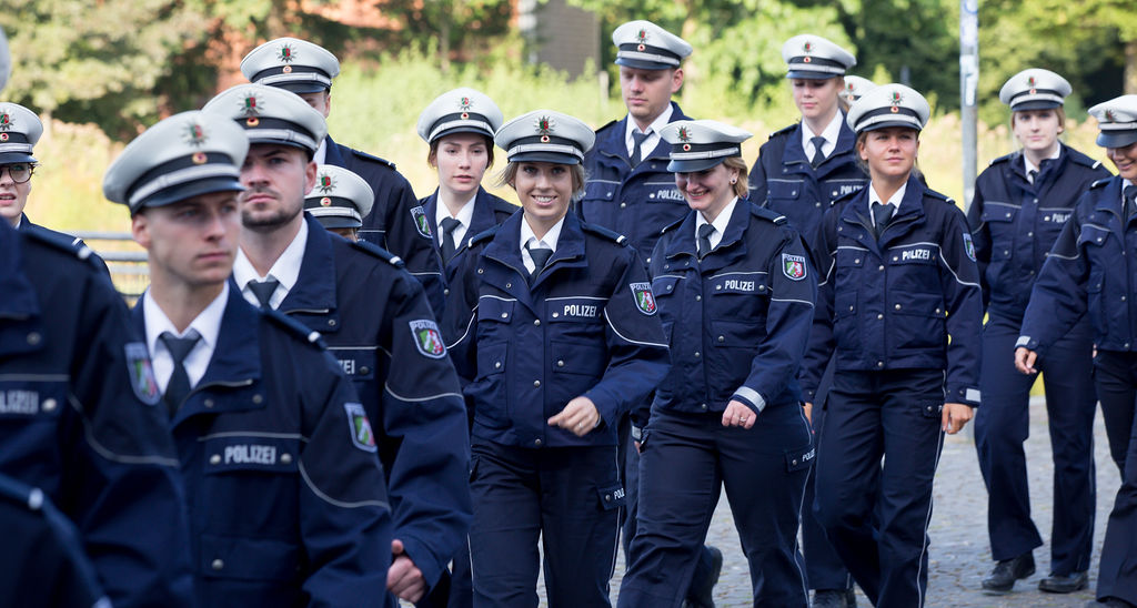 Polizei NRW Führt Ergänzenden Test Im Rahmen Der Mindestgrößenregelung Ein